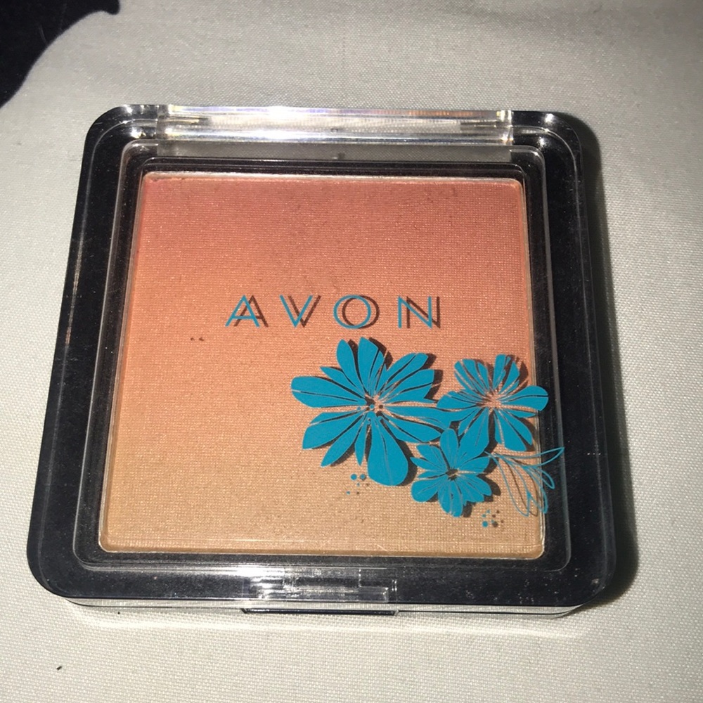 AVON all over face powder